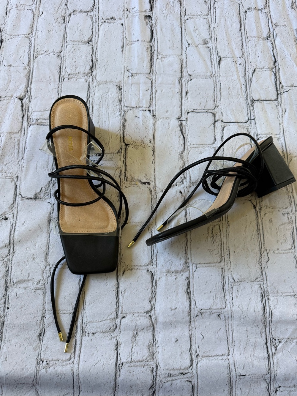 Square toe strapy heel